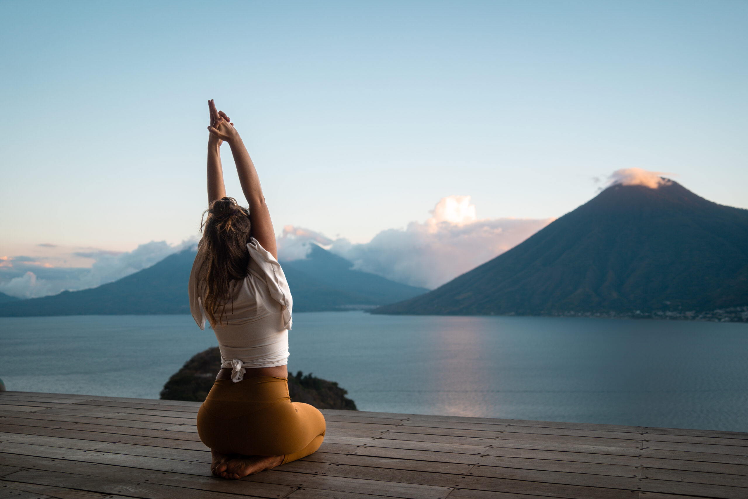 yoga forest lake atitlan and breathtaking yoga retreat alternatives