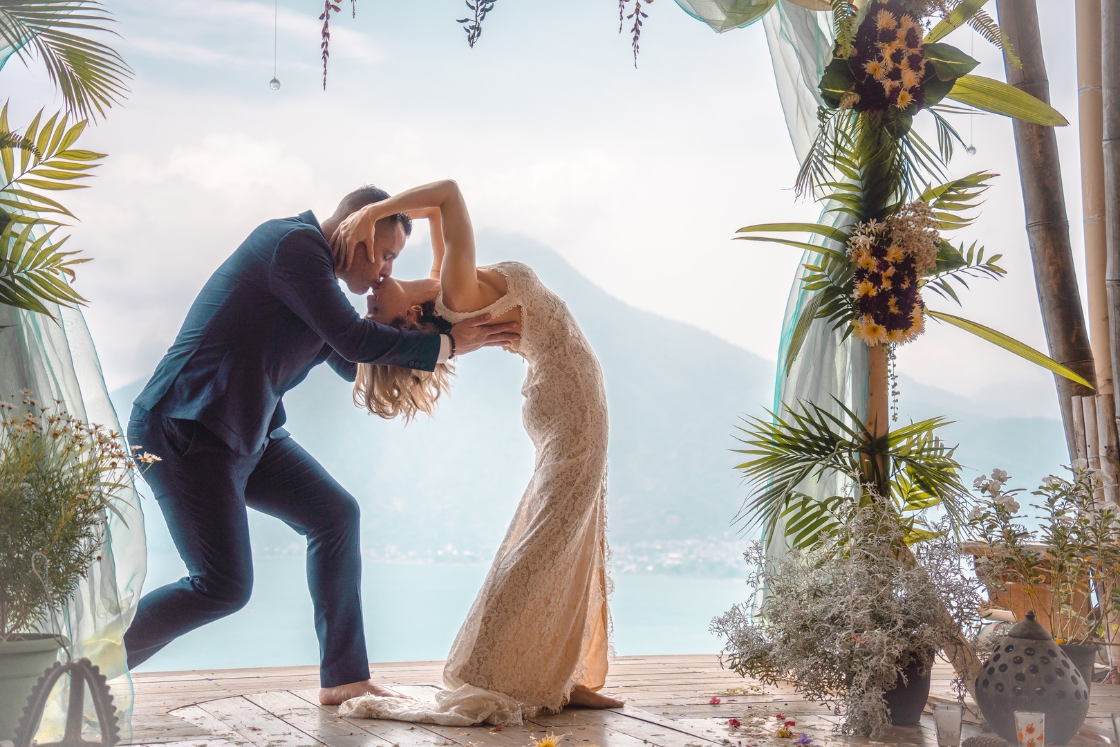 couple retreat lake atitlan